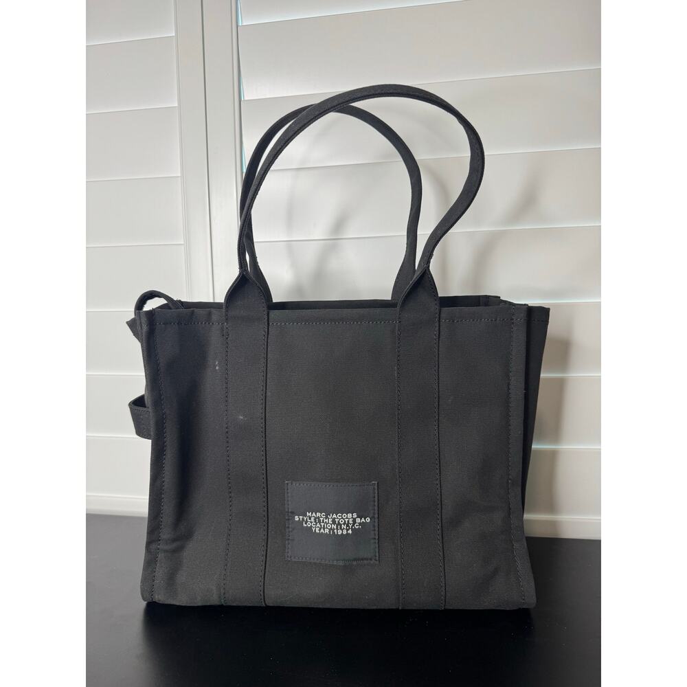 Marc Jacobs | The Large Canvas Tote Bag - Picture 7 of 16